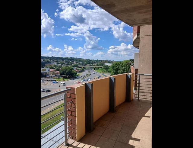 1 BEDROOM PROPERTY TO RENT IN BRAAMFONTEIN WERF